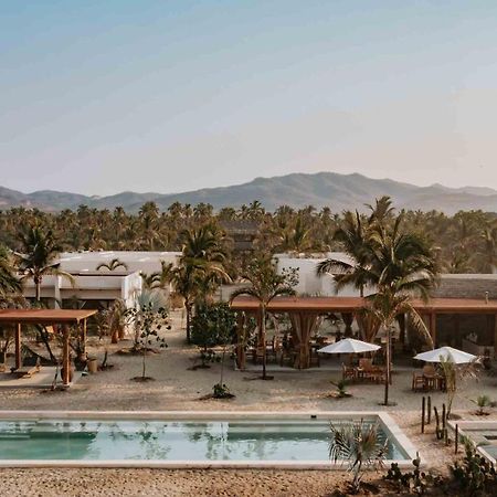 Отель Casa Yuma, Puerto Escondido Пуэрто-Эскондидо Экстерьер фото